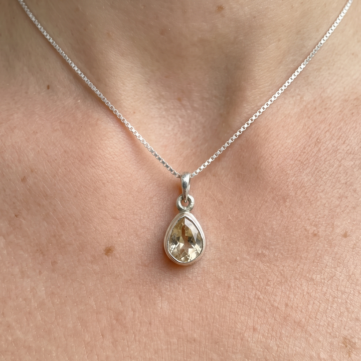 Champagne Stone Necklace